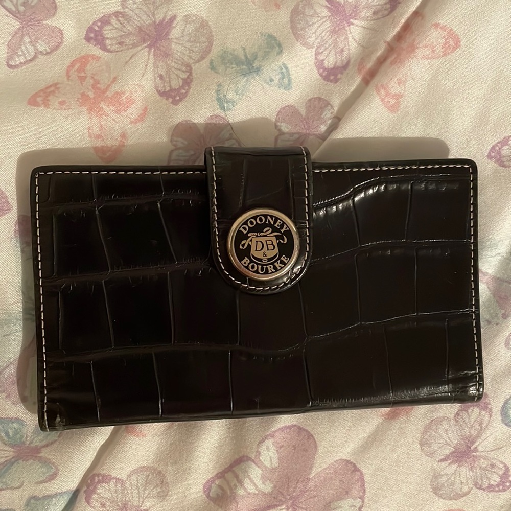 Dooney & Bourke